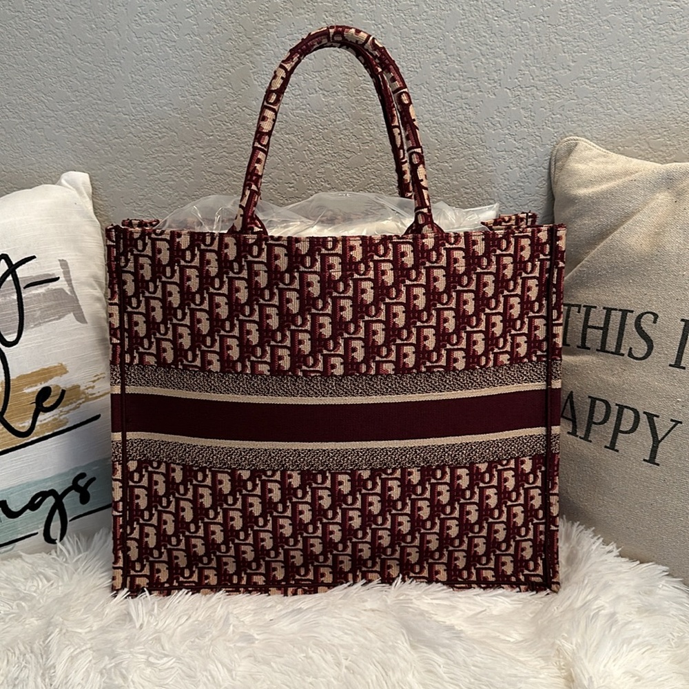 Christian Dior Book Tote - Picture 2 of 9